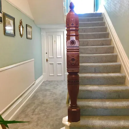 شقة Beautifully Spacious Studio In For 2-4 Guests